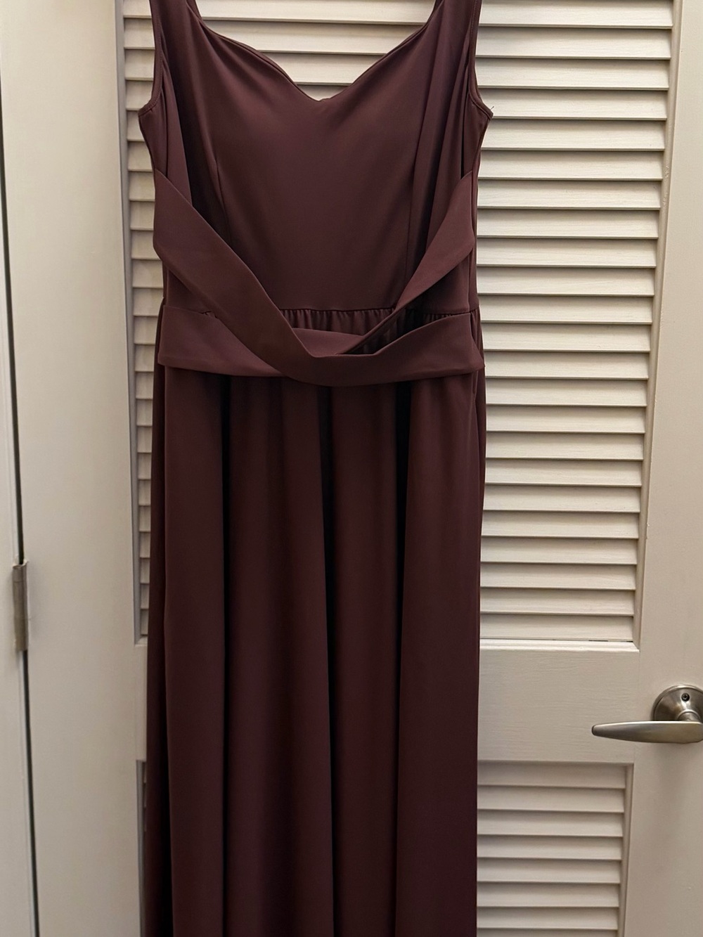 HALARA plum wine Sleeveless Maxi Dress with Draped Waist and pockets
